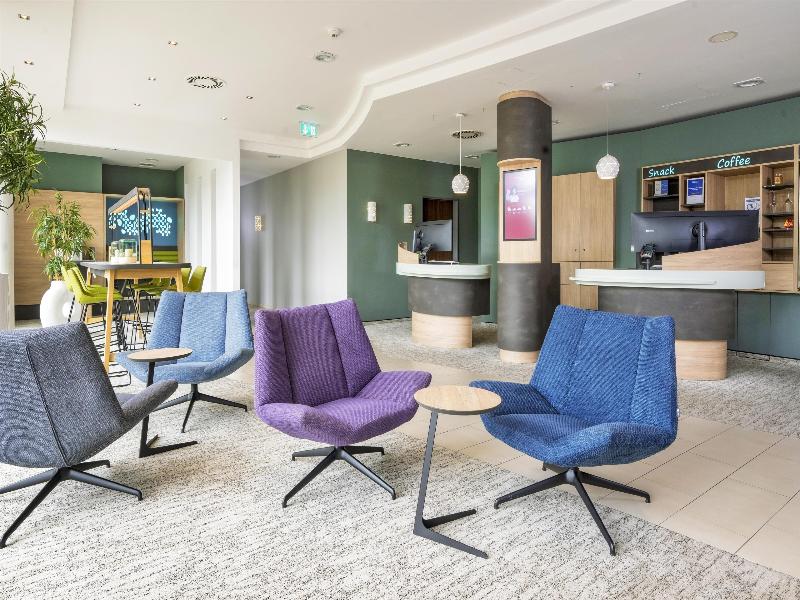 Best Western Plus Hotel Papenburg - Lobi