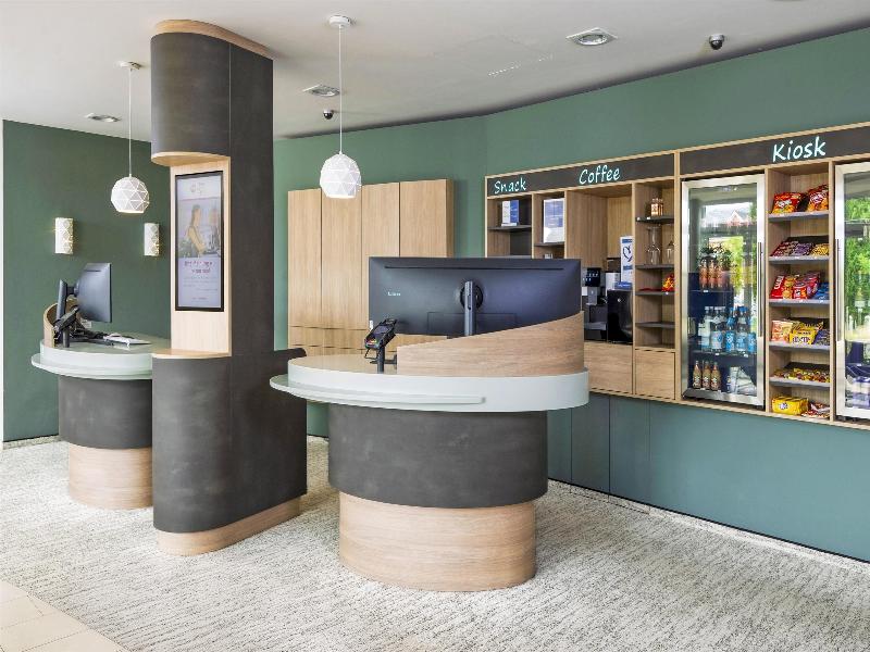 Best Western Plus Hotel Papenburg - Lobi