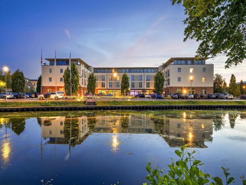 Best Western Plus Hotel Papenburg - Genel
