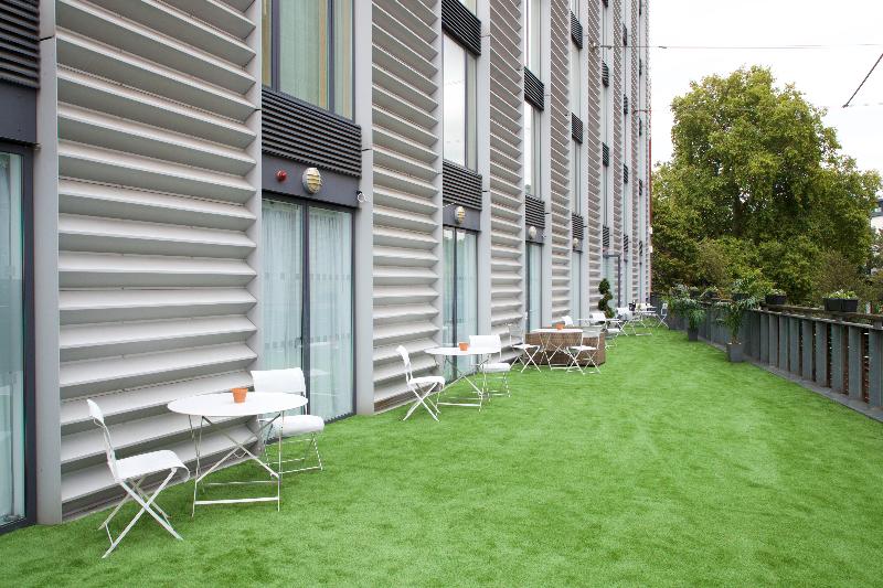 Bermondsey Square Hotel - Teras