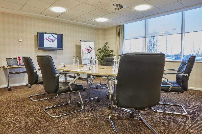Future Inn Cardiff - Toplantı
