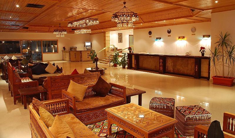 Falcon Naama Star Hotel - Lobi