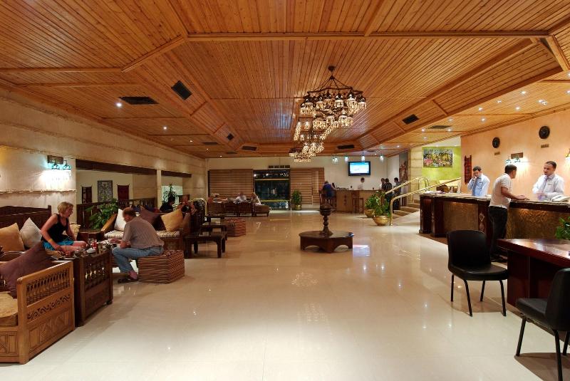 Falcon Naama Star Hotel - Lobi