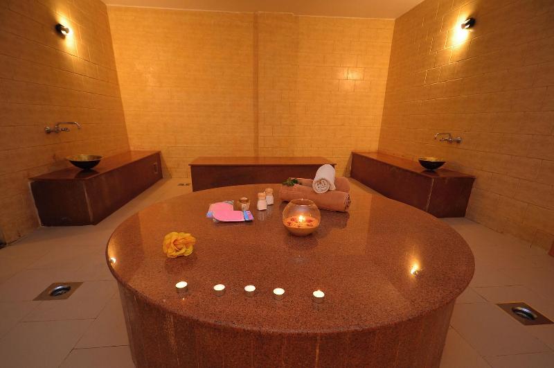 Falcon Naama Star Hotel - Aktivite