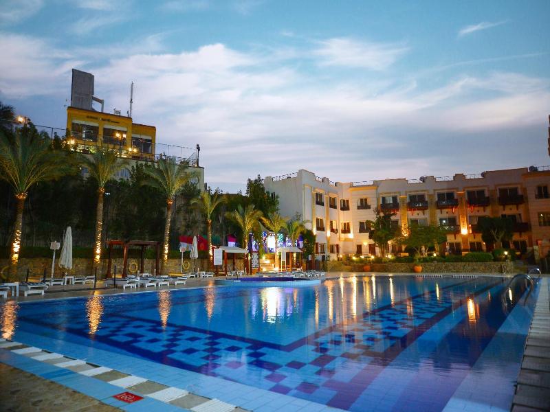 Falcon Naama Star Hotel - Havuz