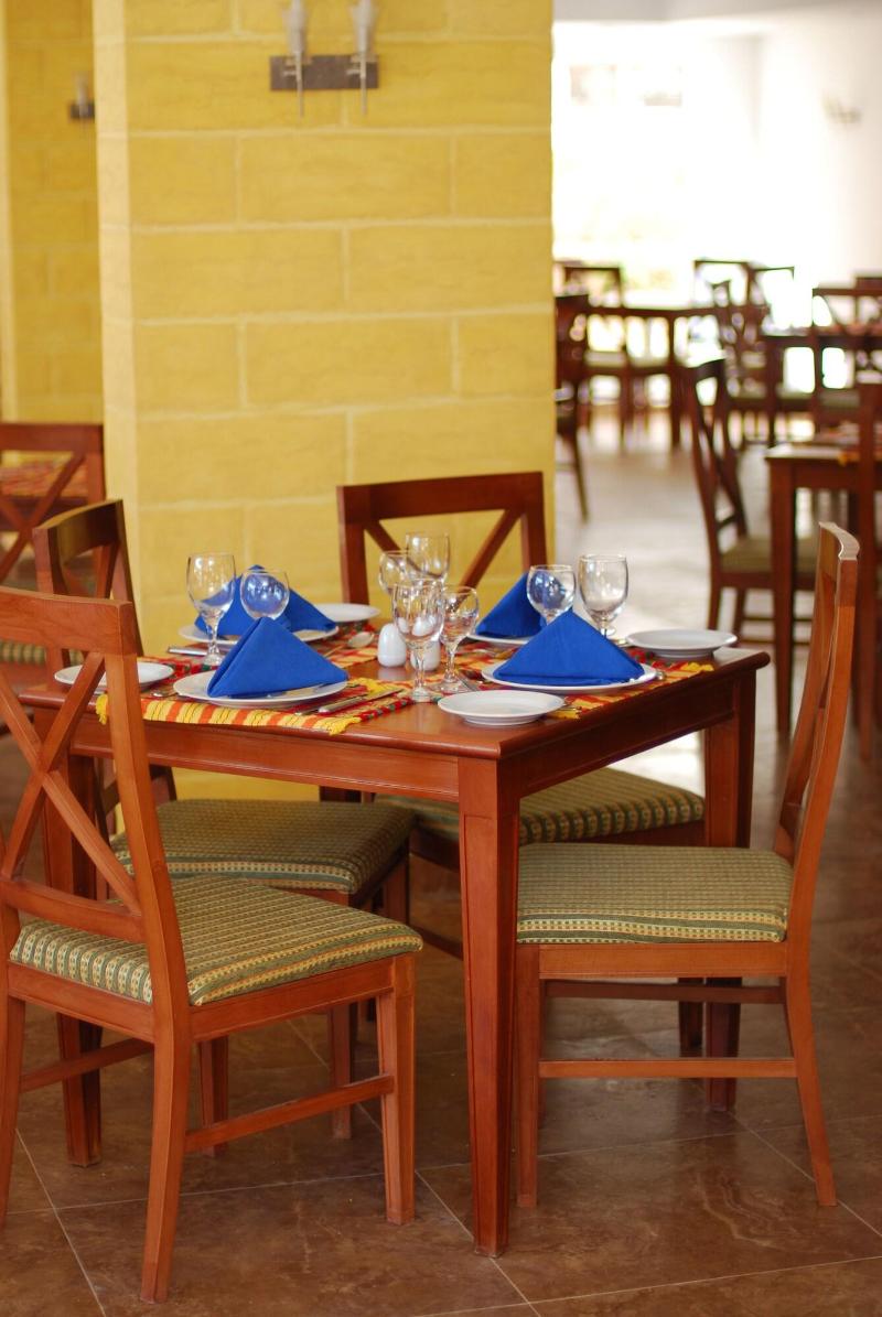 Falcon Naama Star Hotel - Restoran