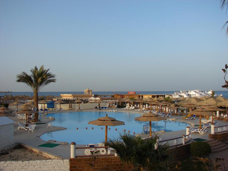 Aladdin Beach Resort - Genel