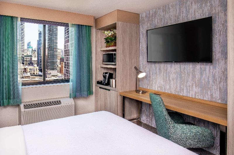 Hilton Garden Inn Chelsea - Oda