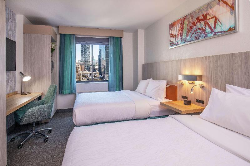 Hilton Garden Inn Chelsea - Oda