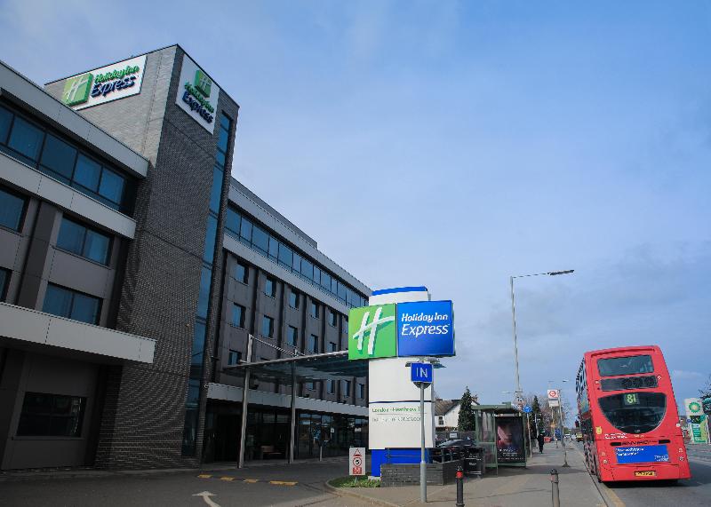 Holiday Inn Express London Heathrow T5 - Genel