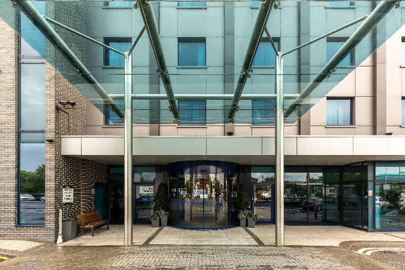 Holiday Inn Express London Heathrow T5 - Genel