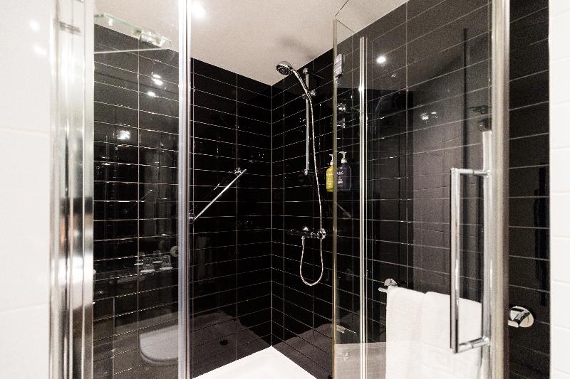 Holiday Inn Express London Heathrow T5 - Oda
