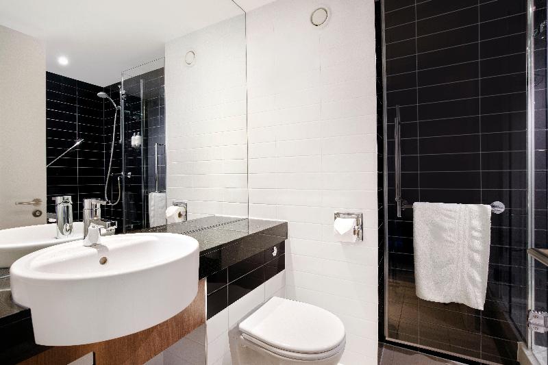 Holiday Inn Express London Heathrow T5 - Oda