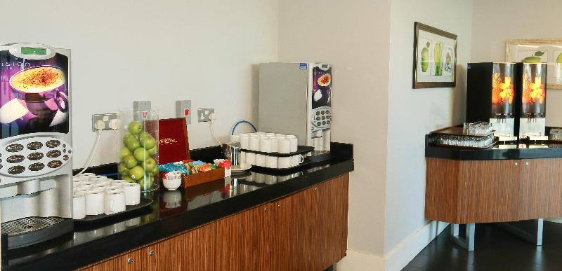 Holiday Inn Express London Heathrow T5 - Restoran