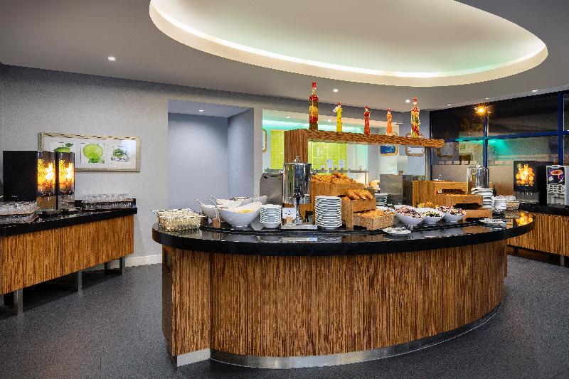Holiday Inn Express London Heathrow T5 - Restoran