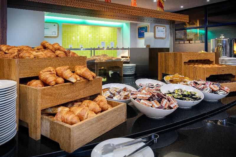Holiday Inn Express London Heathrow T5 - Restoran