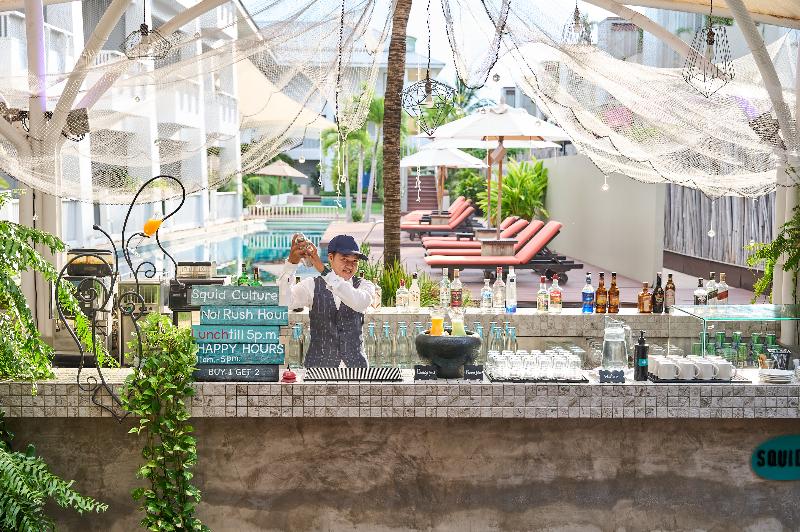 Loligo Resort +A Fresh Twist By Let’s Sea - Bar
