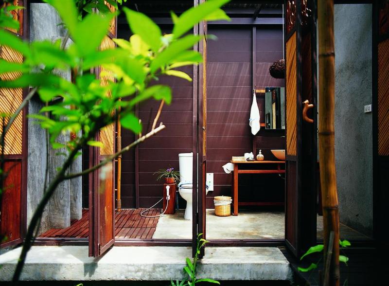 Proud Phu Fah - Genel