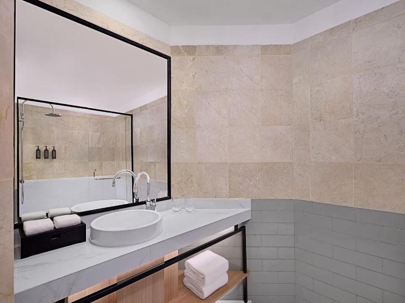 Sheraton Jakarta Soekarno Hatta Airport - Oda