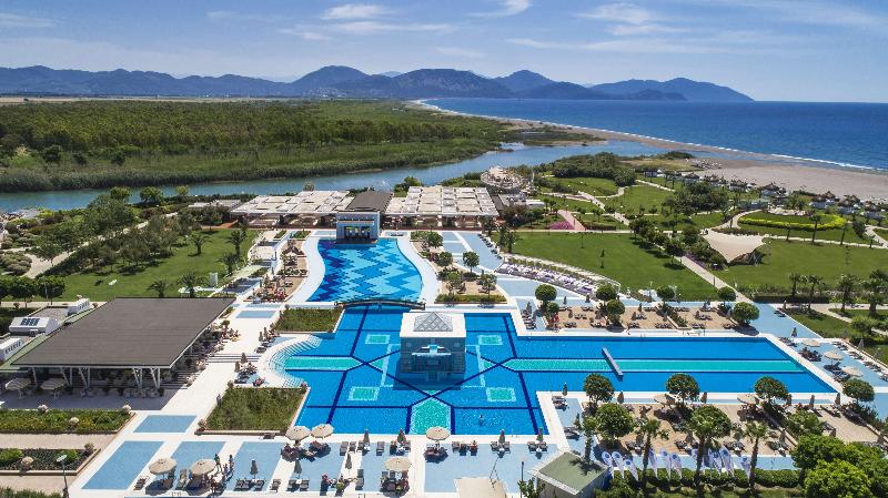 Hilton Dalaman Sarigerme Resort and Spa - Havuz