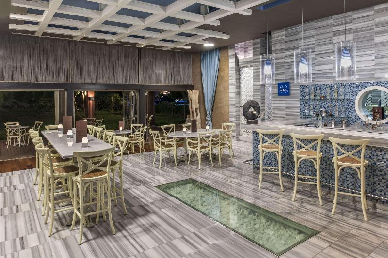 Hilton Dalaman Sarigerme Resort and Spa - Restoran