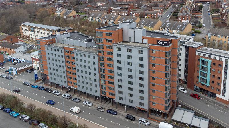 Roomzzz Leeds City West - Genel