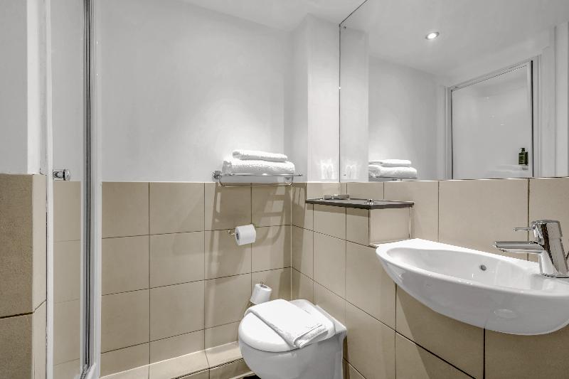 Roomzzz Leeds City West - Oda