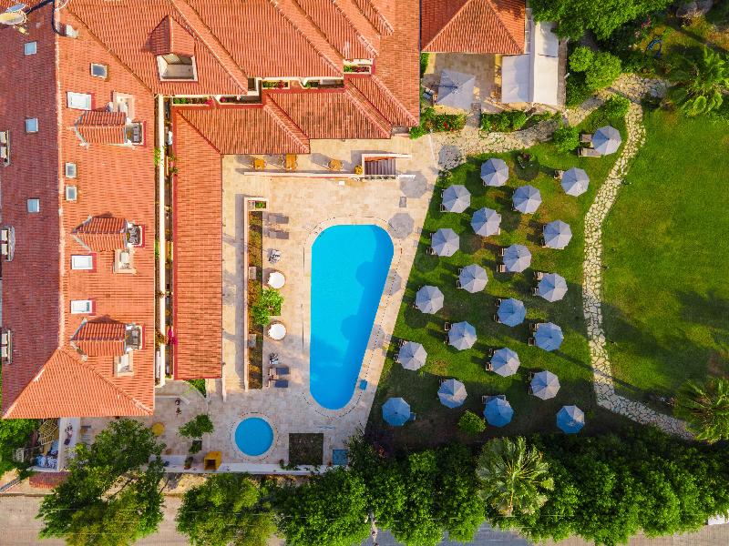 Hotel Club-E - Genel