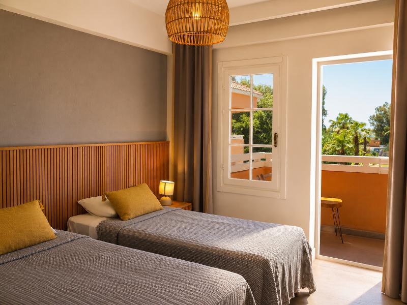 Hotel Club-E - Oda