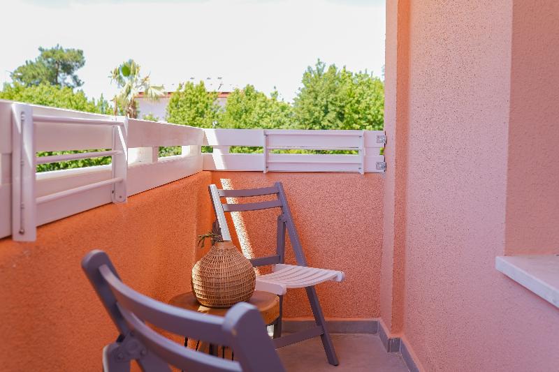 Hotel Club-E - Oda
