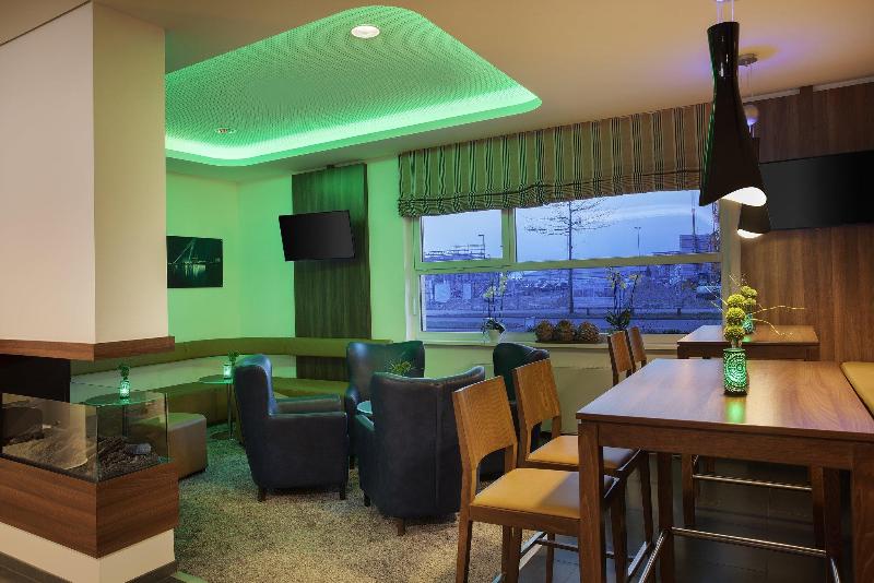 Holiday Inn Express Bremen Airport - Bar