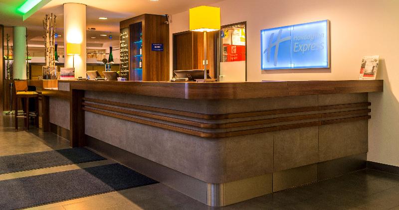 Holiday Inn Express Bremen Airport - Lobi