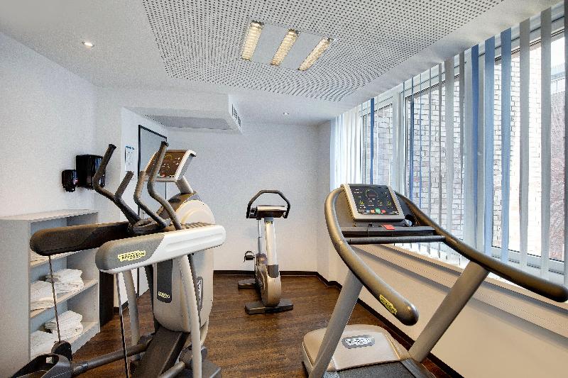 Holiday Inn Express Bremen Airport - Aktivite