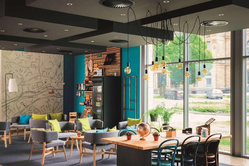 Vienna House Easy by Wyndham Wuppertal - Bar