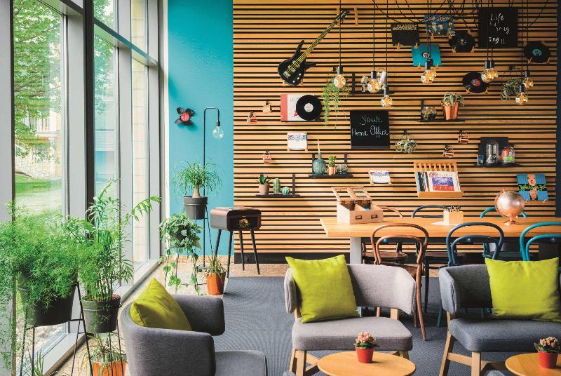 Vienna House Easy by Wyndham Wuppertal - Bar