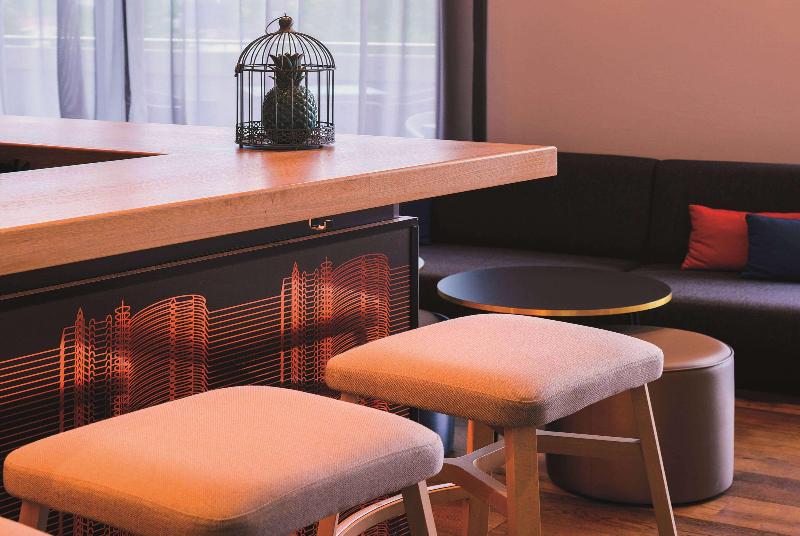 Vienna House Easy by Wyndham Wuppertal - Bar