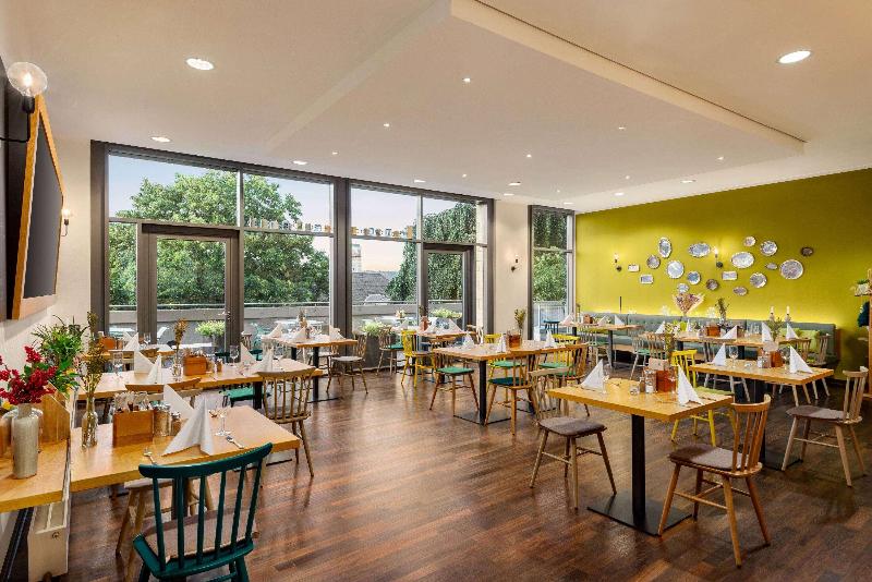 Vienna House Easy by Wyndham Wuppertal - Restoran