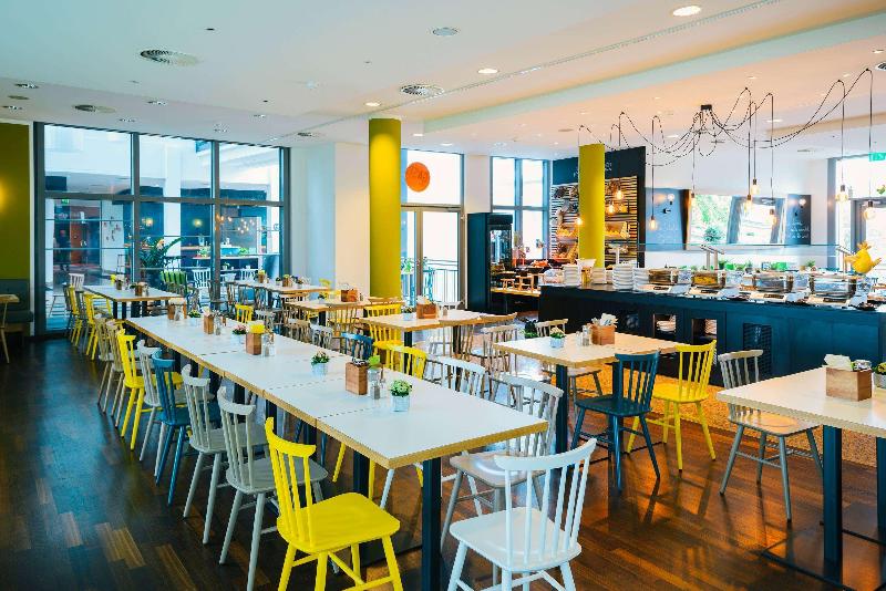 Vienna House Easy by Wyndham Wuppertal - Restoran