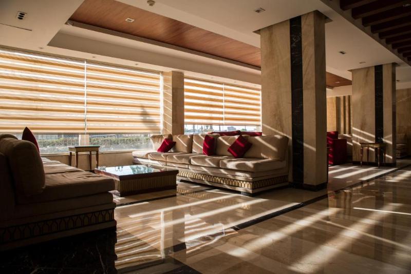 Tiba Pyramids Resort - Lobi