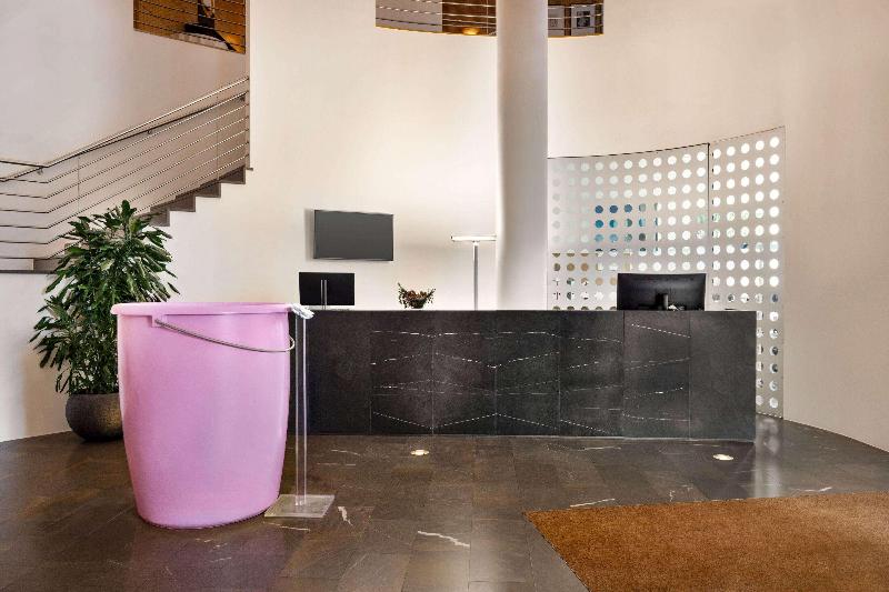 Vienna House by Wyndham Martinspark Dornbirn - Lobi