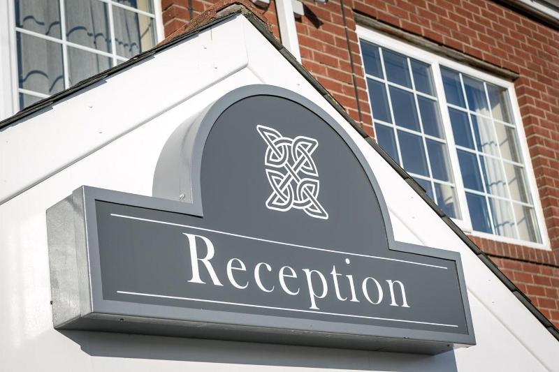 Celtic International Hotel Cardiff Airport - Genel