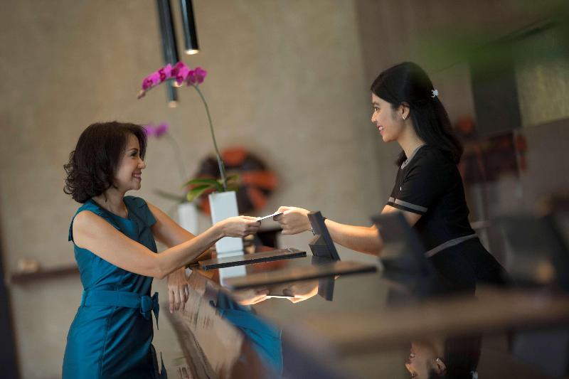 Hilton Bandung - Lobi