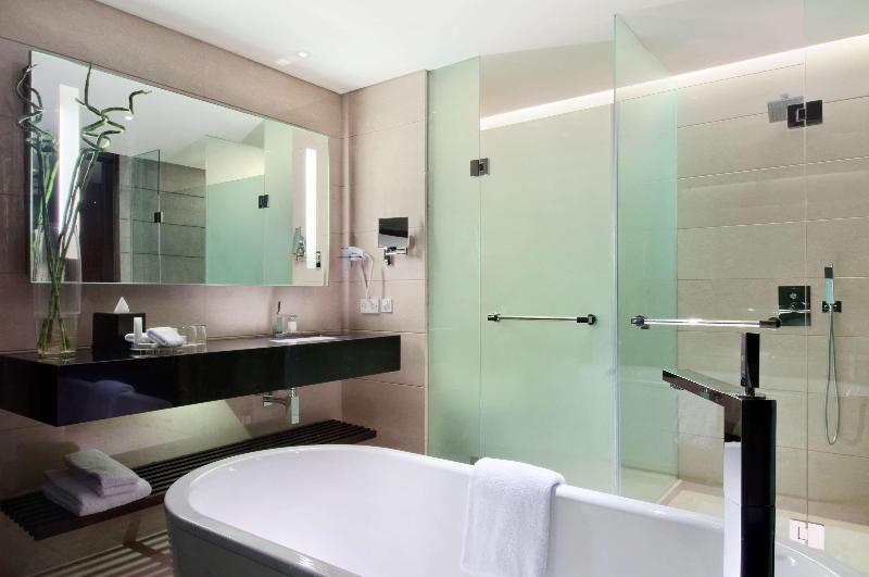 Hilton Bandung - Oda