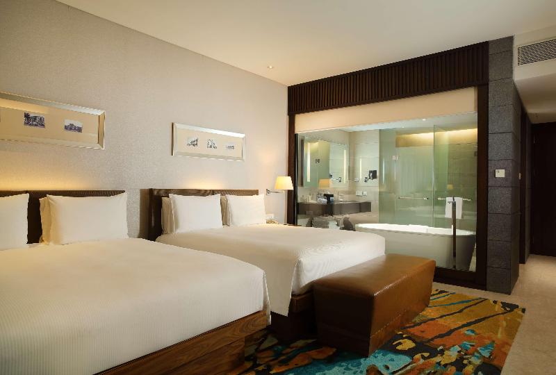 Hilton Bandung - Oda