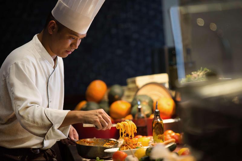 Hilton Bandung - Restoran