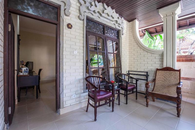 Vila Shanti Beach Hotel - Teras