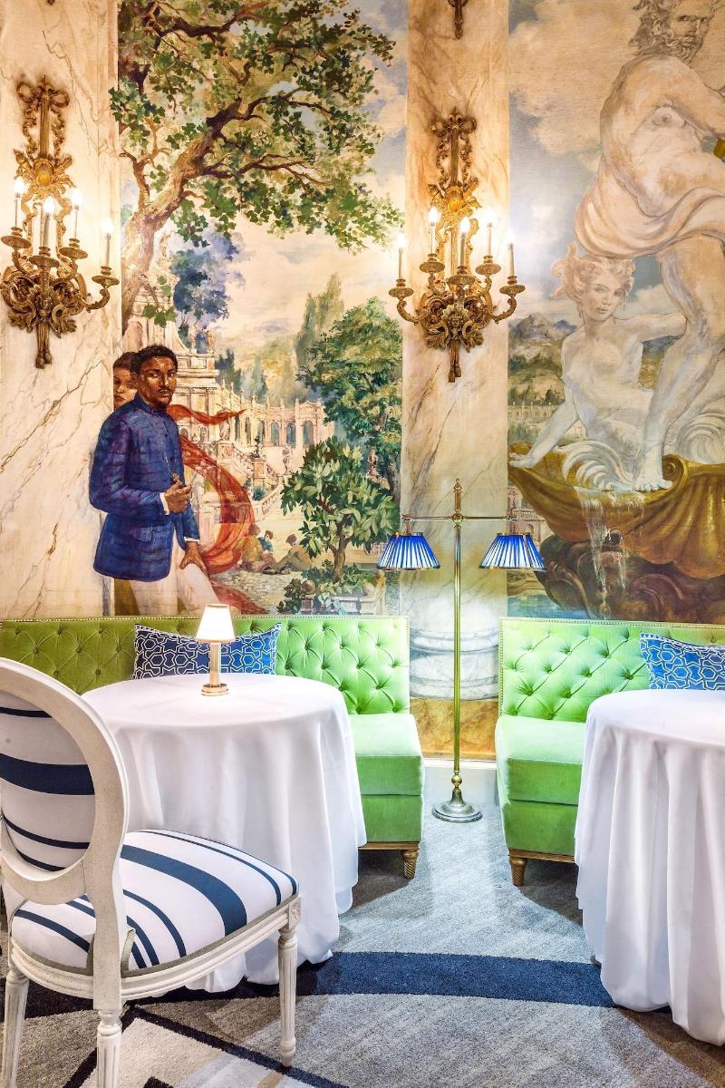 The Pierre, A Taj Hotel - Lobi