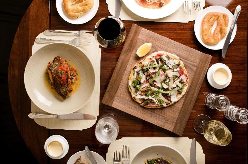 The Pierre, A Taj Hotel - Restoran