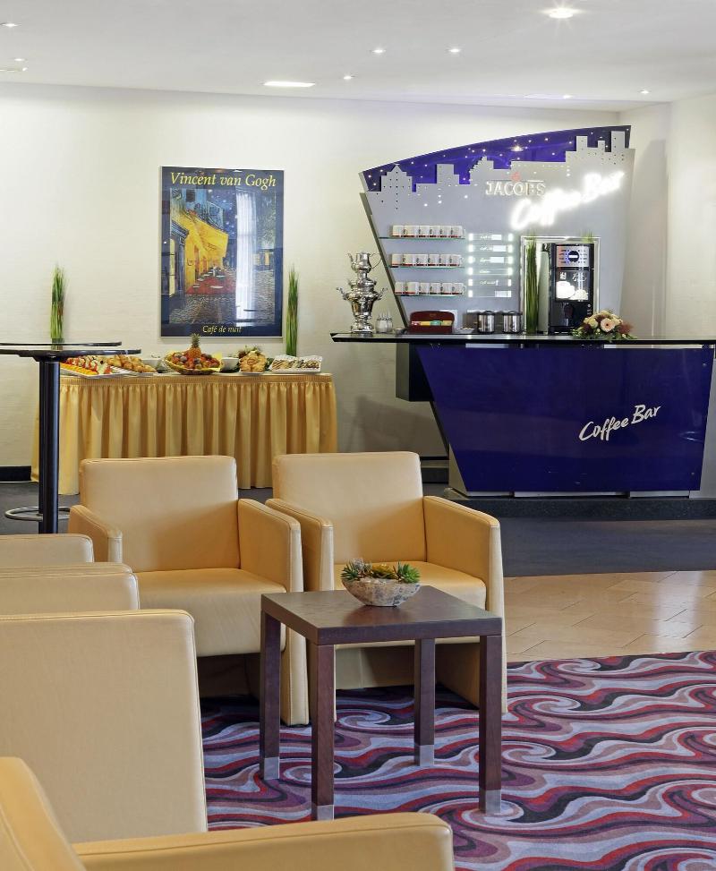 H+ Hotel Köln Brühl - Lobi
