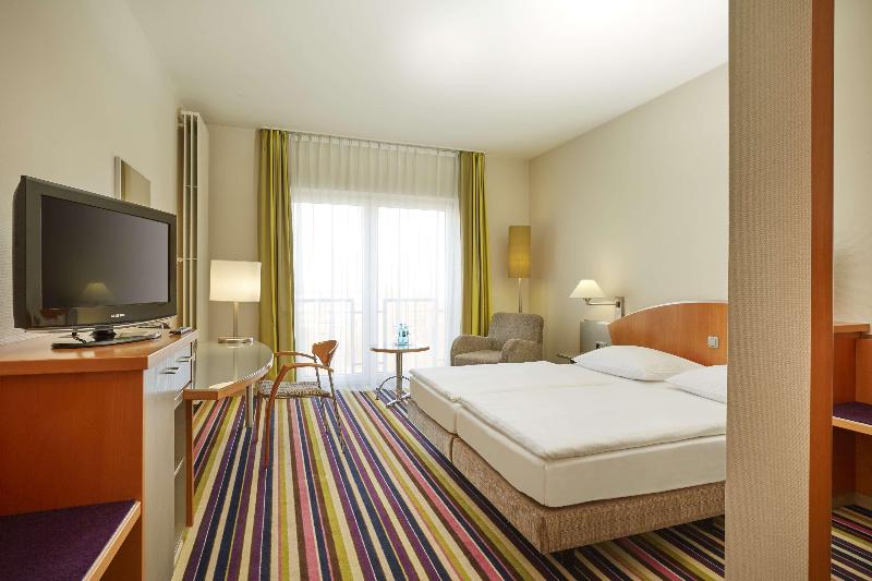 H+ Hotel Koeln Huerth - Oda
